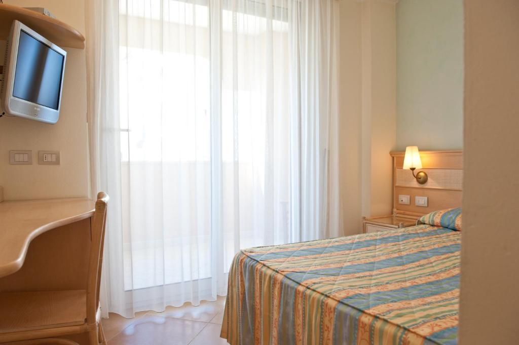 Hotel Derby Exclusive Milano Marittima Rum bild